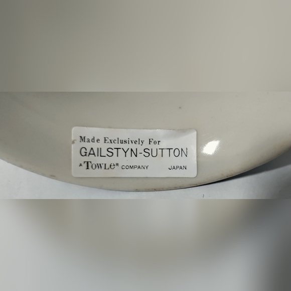 Gailstyn Sutton Glass Dome Hand Painted Candle Holder 10 inch - Picture 4 of 4